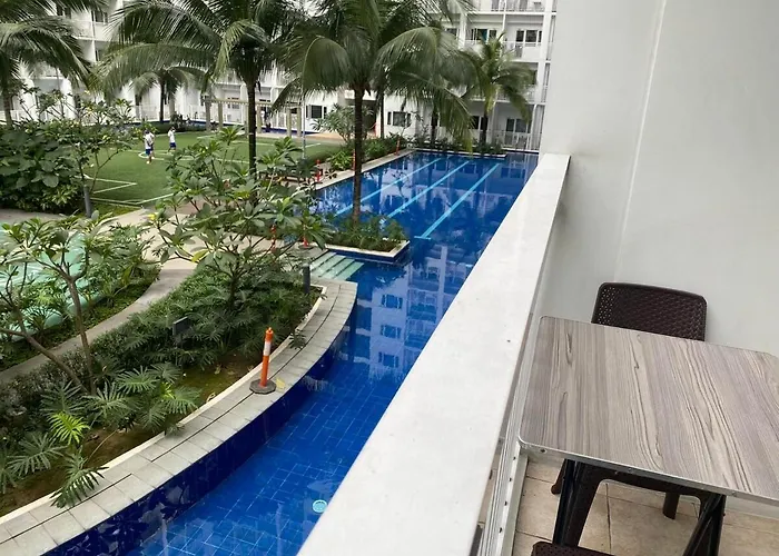 Shore D42 Walking Distance Moa Near Airport Manila
