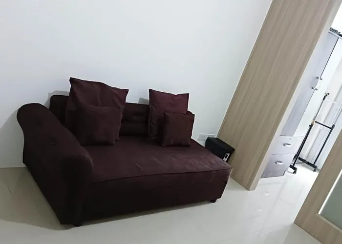 Shore D42 Walking Distance Moa Near Airport * Manila