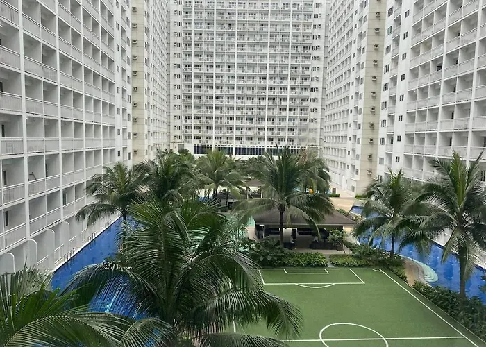 Shore D42 Walking Distance Moa Near Airport Apartment